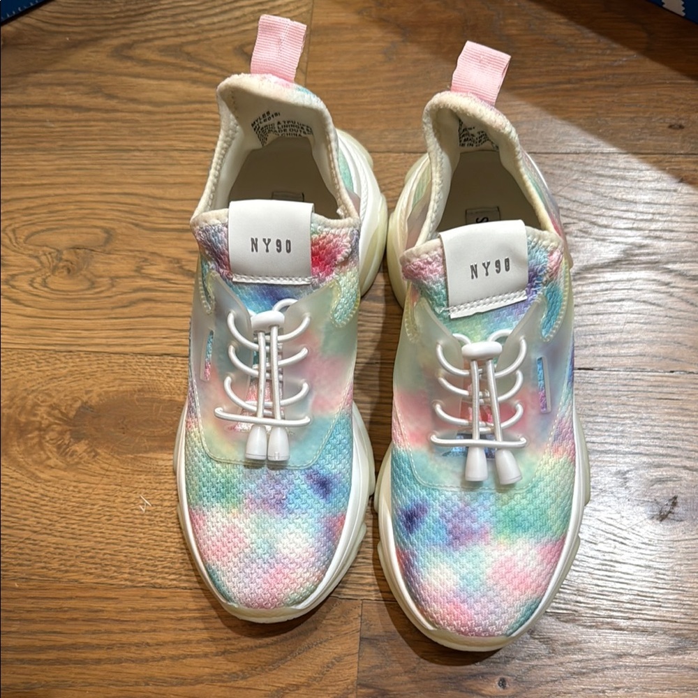 NEW Steve Madden Colorful sneakers